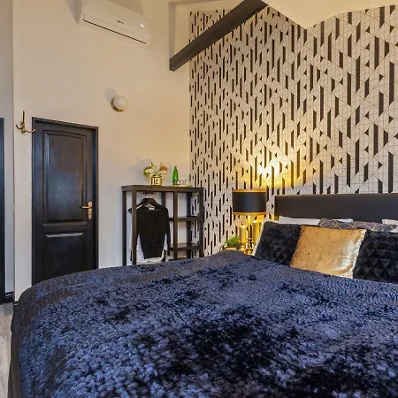 Hotel Golden 4*