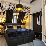 Hotel Golden 4*