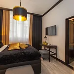 Hotel Golden Praga