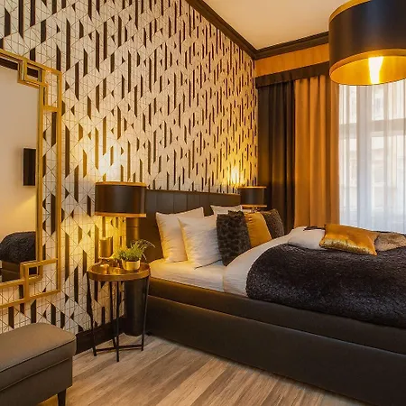 Hotel Golden