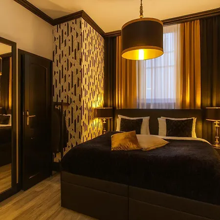 Golden Hotel 4*