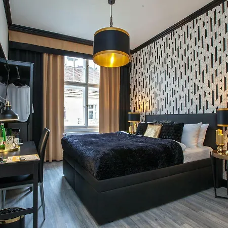 Golden Otel Prag